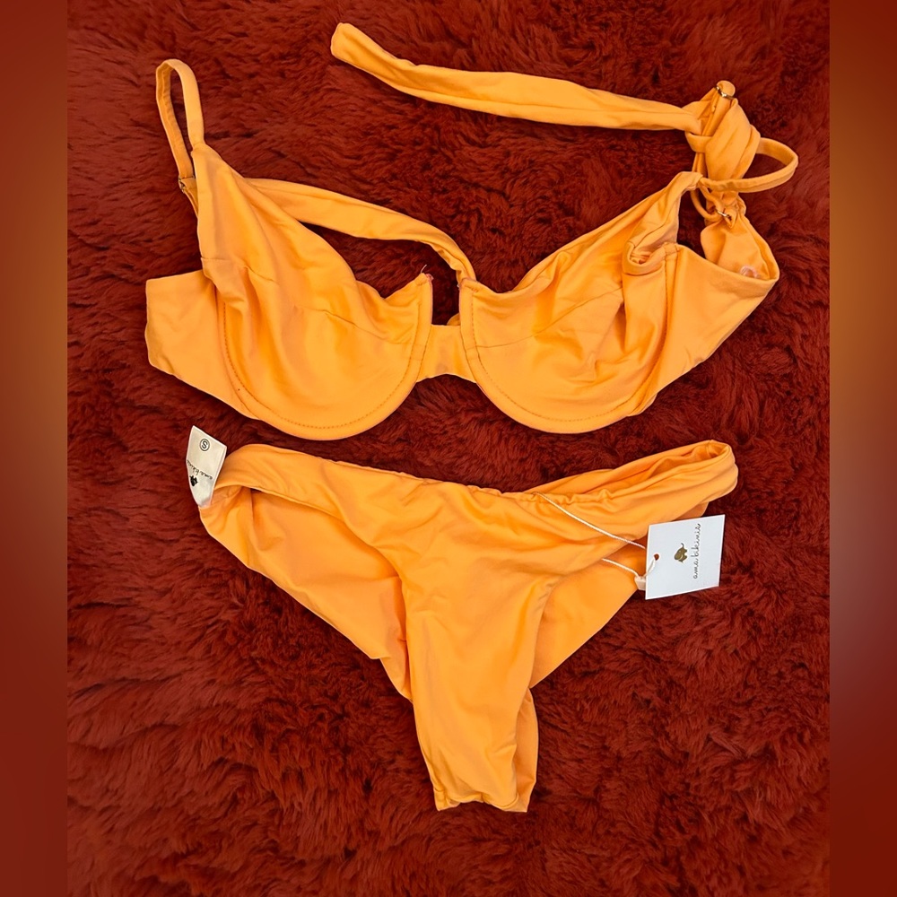 Ama Bikini bottoms Mango Size Small